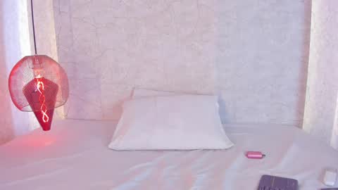 Snapshot of alahia_rosse chatting on October 3, 2025, 11:40 am Alahia online show from October 3, 2025, 11:40 am