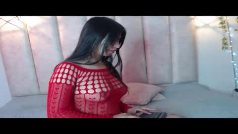 alaia online show from November 27, 2025, 3:03 pm