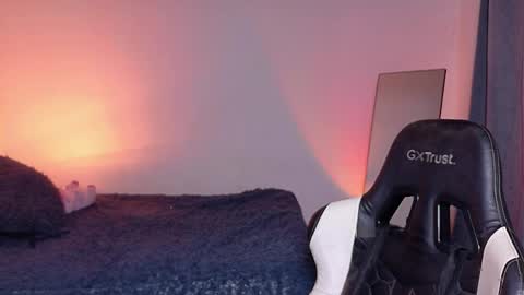 alan18n online show from April 4, 2026, 10:07 pm