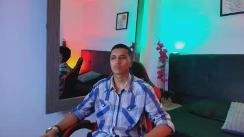Snapshot of alan_colthon chatting on May 2, 2026, 3:11 am alan_colthon online show from May 2, 2026, 3:11 am