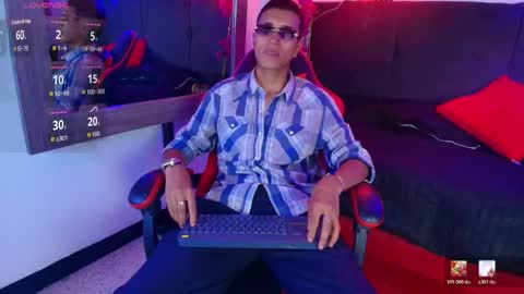 Snapshot of alan_colthon chatting on May 20, 2026, 3:34 am alan_colthon online show from May 20, 2026, 3:34 am