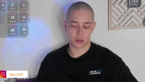 Snapshot of alan_hadid1 chatting on December 2, 2024, 3:47 am Alan Hadid online show from December 2, 2024, 3:47 am