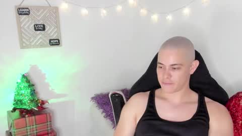 Snapshot of alan_hadid1 chatting on December 13, 2024, 6:53 am Alan Hadid online show from December 13, 2024, 6:53 am