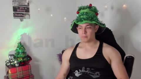 Snapshot of alan_hadid1 chatting on December 22, 2024, 5:12 am Alan Hadid online show from December 22, 2024, 5:12 am