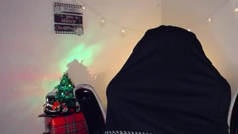 Snapshot of alan_hadid1 chatting on December 31, 2024, 1:04 am Alan Hadid online show from December 31, 2024, 1:04 am