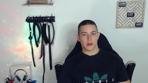 Snapshot of alan_hadid1 chatting on January 18, 2025, 3:42 am Alan Hadid online show from January 18, 2025, 3:42 am