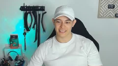 Snapshot of alan_hadid1 chatting on January 26, 2025, 11:29 pm Alan Hadid online show from January 26, 2025, 11:29 pm