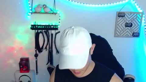 Snapshot of alan_hadid1 chatting on January 31, 2025, 2:04 am Alan Hadid online show from January 31, 2025, 2:04 am