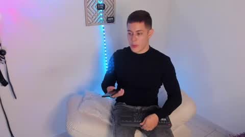 Snapshot of alan_hadid1 chatting on March 2, 2025, 3:45 am Alan Hadid online show from March 2, 2025, 3:45 am