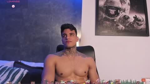 alan_morrys online show from December 14, 2024, 2:12 am