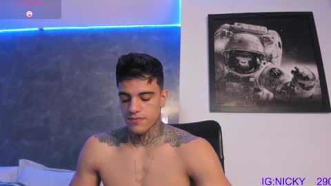 alan_morrys online show from January 24, 2025, 1:35 am