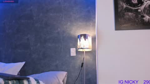 alan_morrys online show from February 6, 2025, 9:11 am