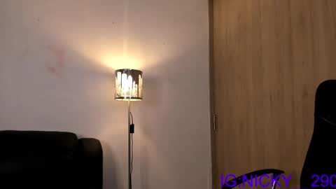 alan_morrys online show from September 17, 2025, 1:07 am