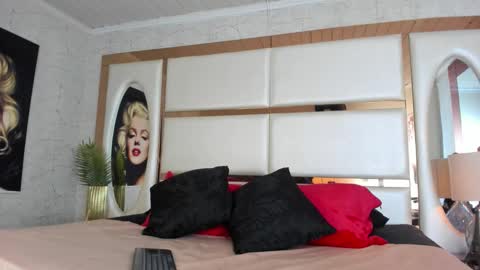 ---Alan--- online show from February 15, 2026, 4:53 am