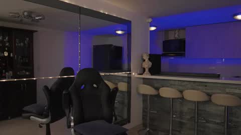 Snapshot of alan_vidal chatting on March 6, 2026, 4:31 am Alan Vidal online show from March 6, 2026, 4:31 am