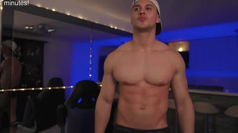 Snapshot of alan_vidal chatting on March 25, 2026, 5:46 am Alan Vidal online show from March 25, 2026, 5:46 am