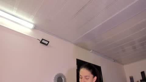 Maeve  online show from December 5, 2024, 10:55 am