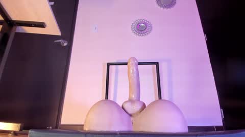 Maeve  online show from February 7, 2025, 2:15 pm