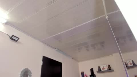 Maeve  online show from February 20, 2025, 10:27 am