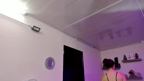 Maeve  online show from February 25, 2025, 4:53 pm