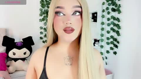 Snapshot of alana_muller_ chatting on June 19, 2026, 5:01 am Alana Muller online show from June 19, 2026, 5:01 am