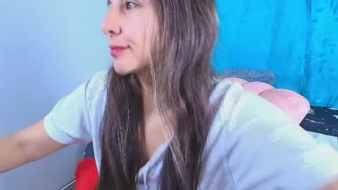 alana_pink95 online show from May 9, 2026, 12:54 pm