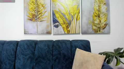 Alana  online show from October 8, 2025, 12:03 pm