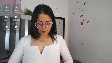 Alana  online show from October 24, 2025, 12:01 pm