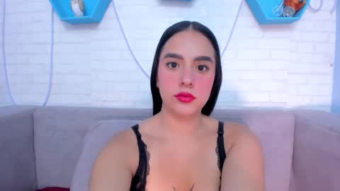 Snapshot of alanaflores chatting on March 11, 2025, 11:33 am Alana Flores online show from March 11, 2025, 11:33 am