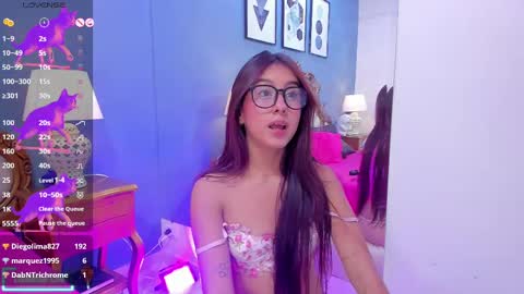 Snapshot of alanajones1 chatting on February 12, 2025, 6:40 am alana online show from February 12, 2025, 6:40 am