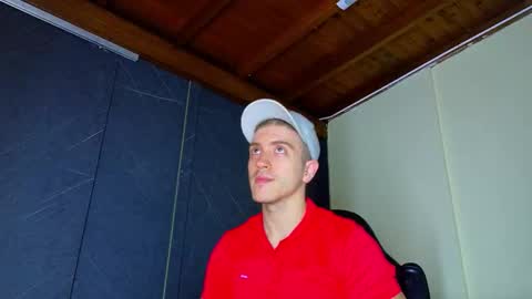 Snapshot of alanferrer chatting on March 2, 2026, 10:11 am Alan Ferrer online show from March 2, 2026, 10:11 am