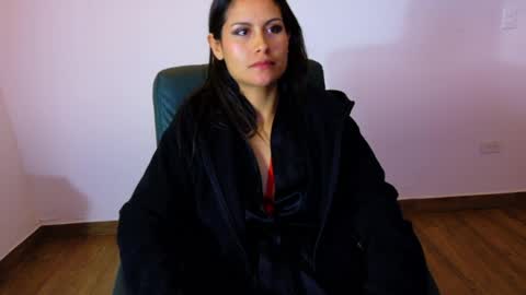 alanis  online show from May 18, 2026, 4:46 pm