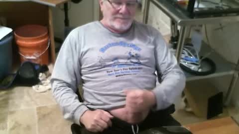 Snapshot of alanlee10allen chatting on December 1, 2025, 3:17 pm Alanlee10allen online show from December 1, 2025, 3:17 pm