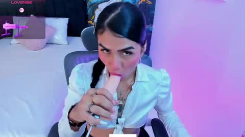 Alana online show from June 28, 2026, 6:14 pm