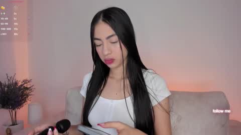    online show from October 25, 2025, 10:12 am