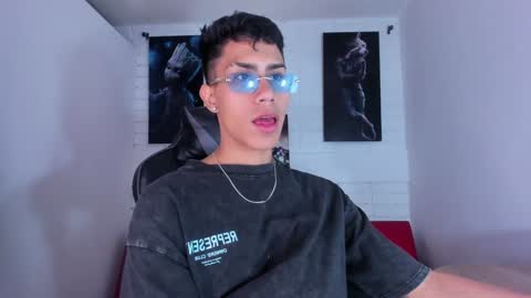 Snapshot of alannaughty_ chatting on January 2, 2025, 9:18 pm alannaughty_ online show from January 2, 2025, 9:18 pm