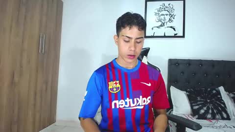 Snapshot of alannaughty_ chatting on October 16, 2025, 1:50 am alannaughty_ online show from October 16, 2025, 1:50 am