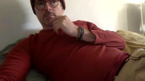 albandant online show from December 3, 2024, 2:16 pm