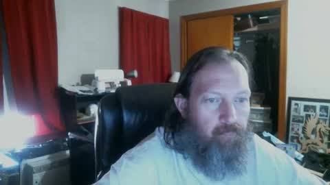 Alberik online show from April 18, 2026, 4:22 pm