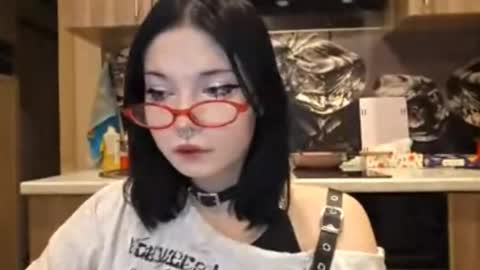 Im Katrina online show from January 12, 2026, 1:49 pm