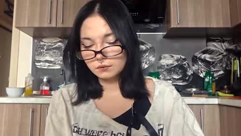 Snapshot of alberthamazierski chatting on February 5, 2026, 7:02 am Im Katrina online show from February 5, 2026, 7:02 am