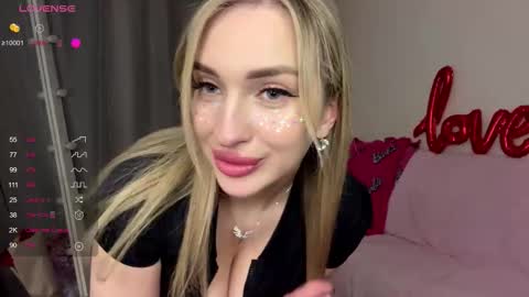 Viktoria online show from March 9, 2026, 5:39 pm