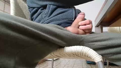 Snapshot of alberto21618 chatting on February 16, 2026, 1:07 pm alberto21618 online show from February 16, 2026, 1:07 pm