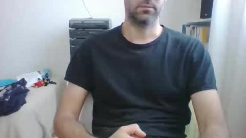 albertodivenire online show from February 2, 2025, 10:13 am