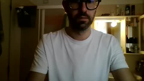 albertodivenire online show from February 23, 2025, 2:46 pm