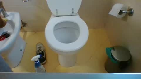 albertodivenire online show from March 1, 2025, 10:24 am