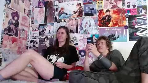 Snapshot of albertpainhate chatting on October 12, 2025, 3:38 am Albert You can ------------ support me at  online show from October 12, 2025, 3:38 am