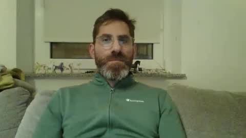 Snapshot of alcatrazcage chatting on February 6, 2025, 8:13 pm Alcatrazcage online show from February 6, 2025, 8:13 pm