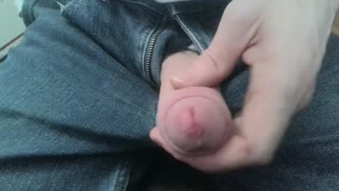 Snapshot of alchemerchrome chatting on February 11, 2026, 12:04 am alchemerchrome online show from February 11, 2026, 12:04 am