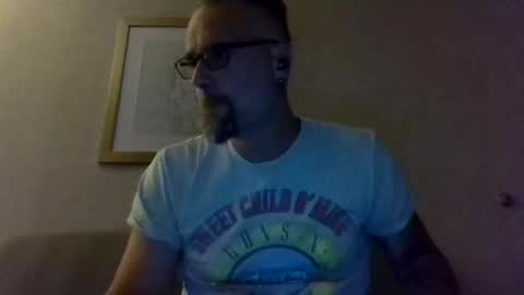 Alex online show from October 28, 2025, 11:07 pm